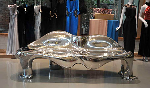 創(chuàng)意家具之鏡面不銹鋼座椅